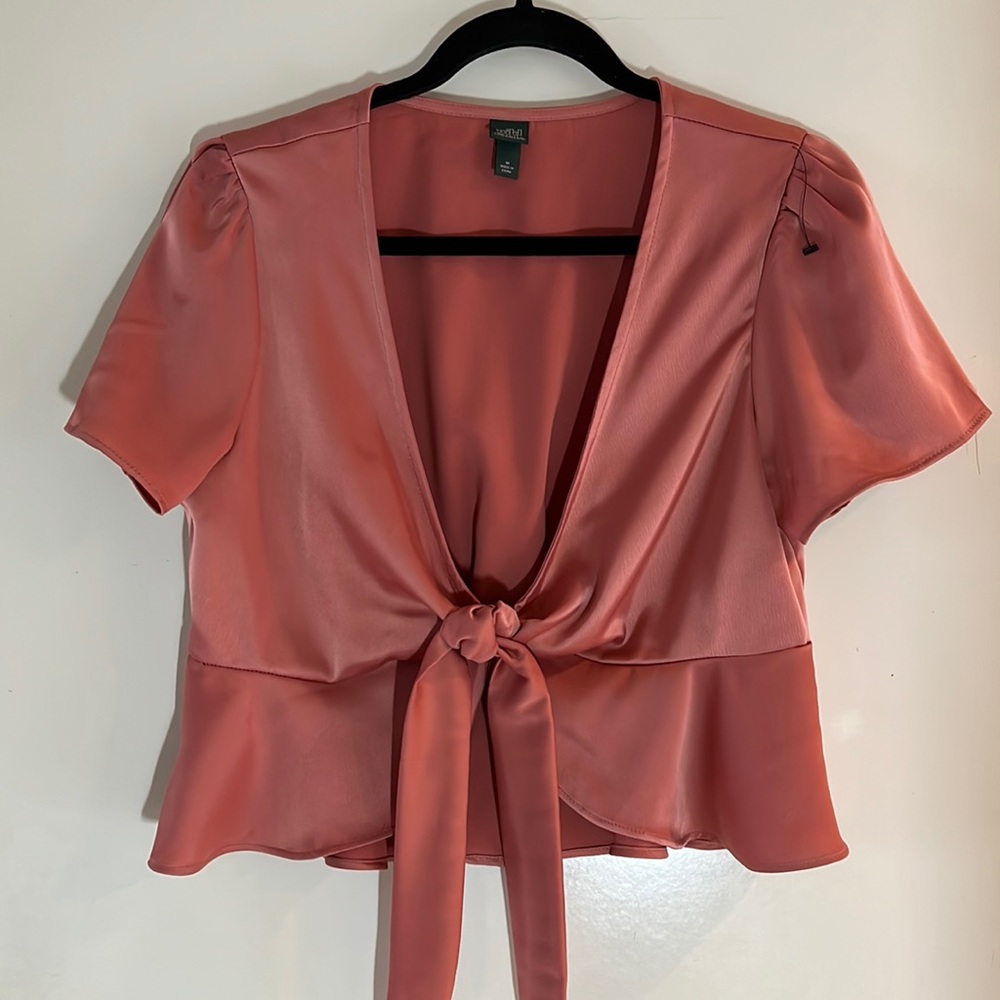 Wild Fable tie front top. NWOT